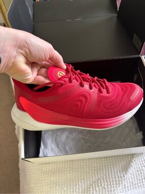 Lululemon Blissfeel Run 2 Lunar New Year Sneakers Red Women’s Size 8 Brand New